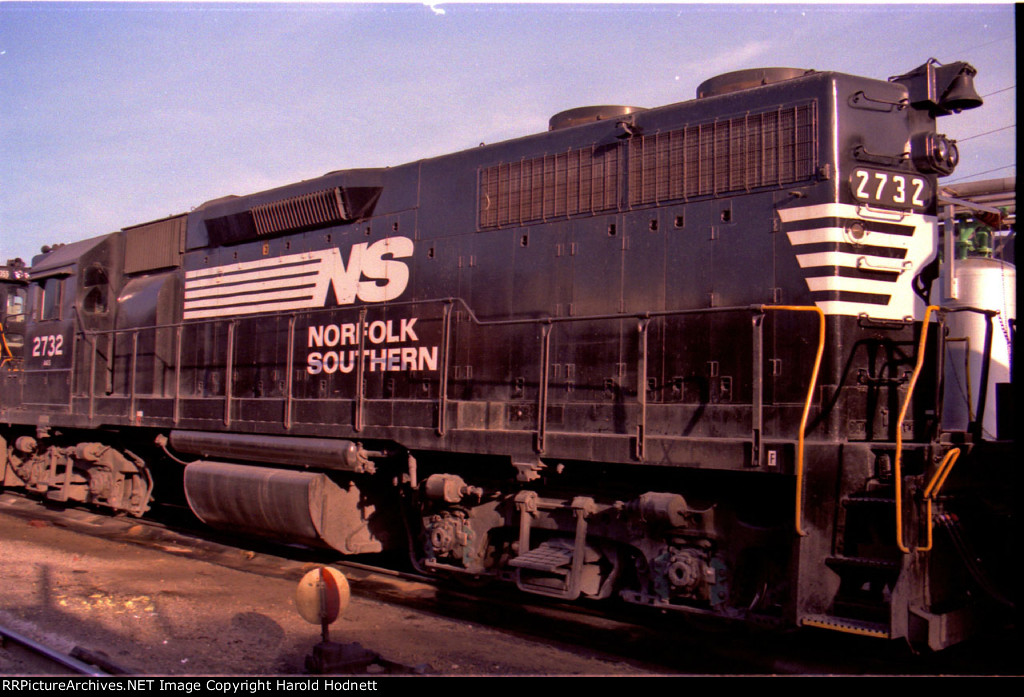 NS 2732